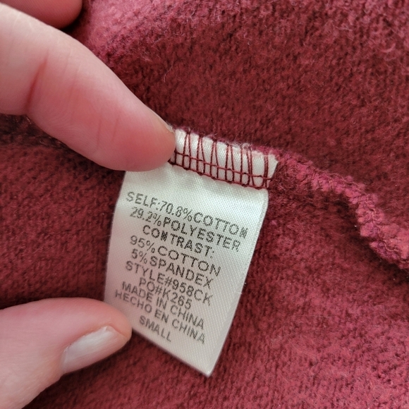 Aemi + Co. NWT Women's Small Burgundy Red Long Sleeve Cropped Sweatshirt Top - Picture 4 of 9